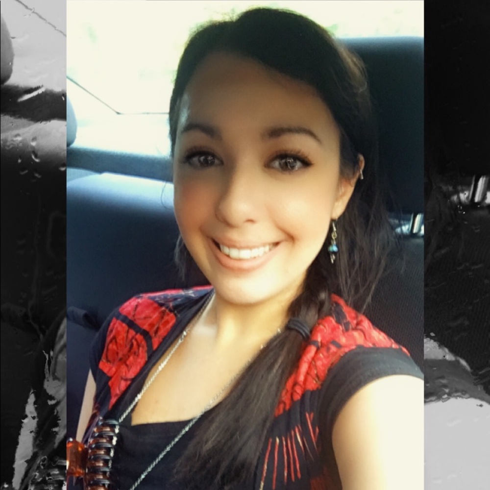 Meet your Posher, Stephanie